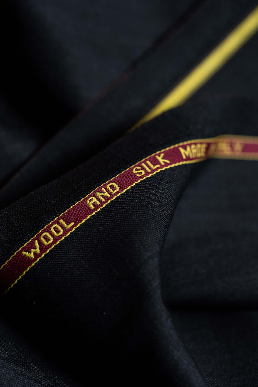 Wool & Silk Fine Suiting in Charcoal Sharkskin from Tallia Di Delfino - Yoo's Club
