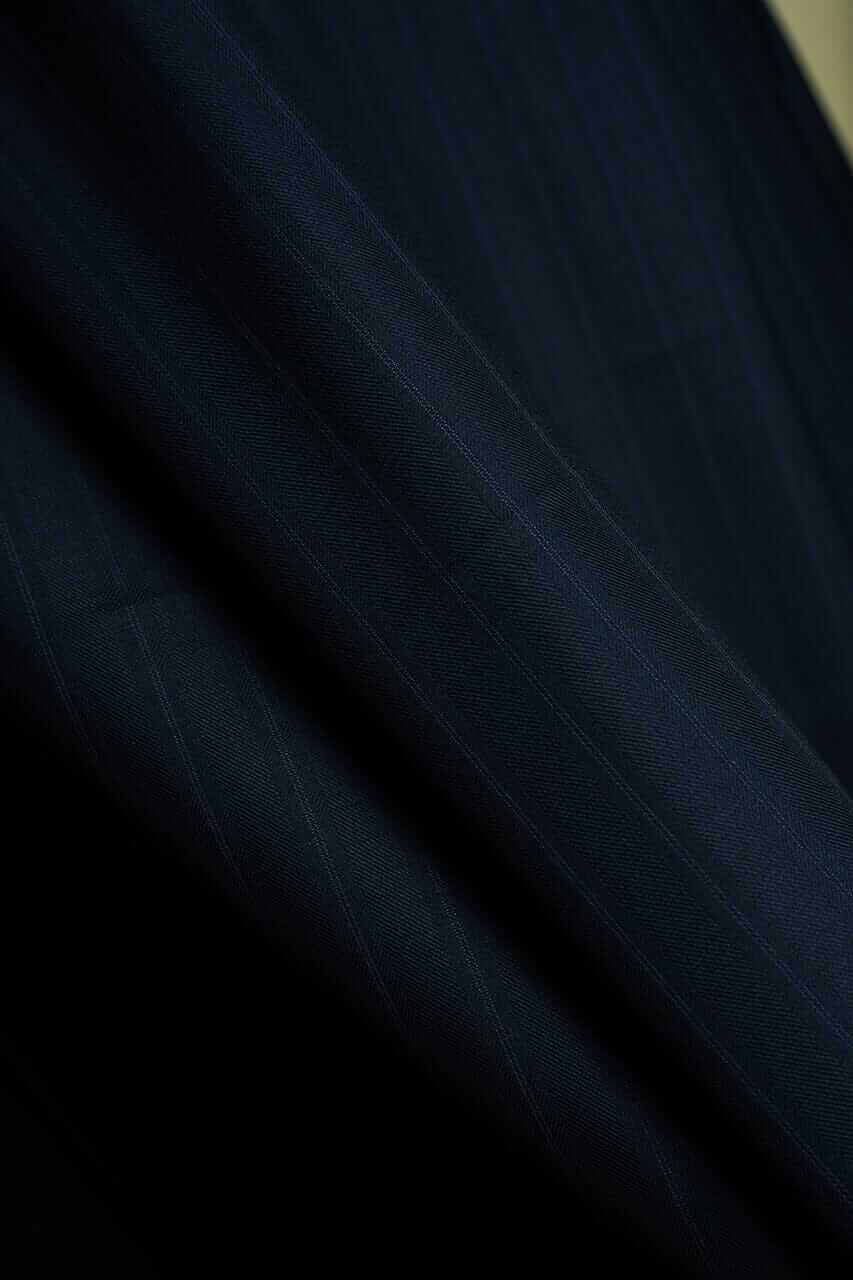 Unique & rare vintage suit fabrics for sartorial/bespoke, wide selection in our online fabric store.