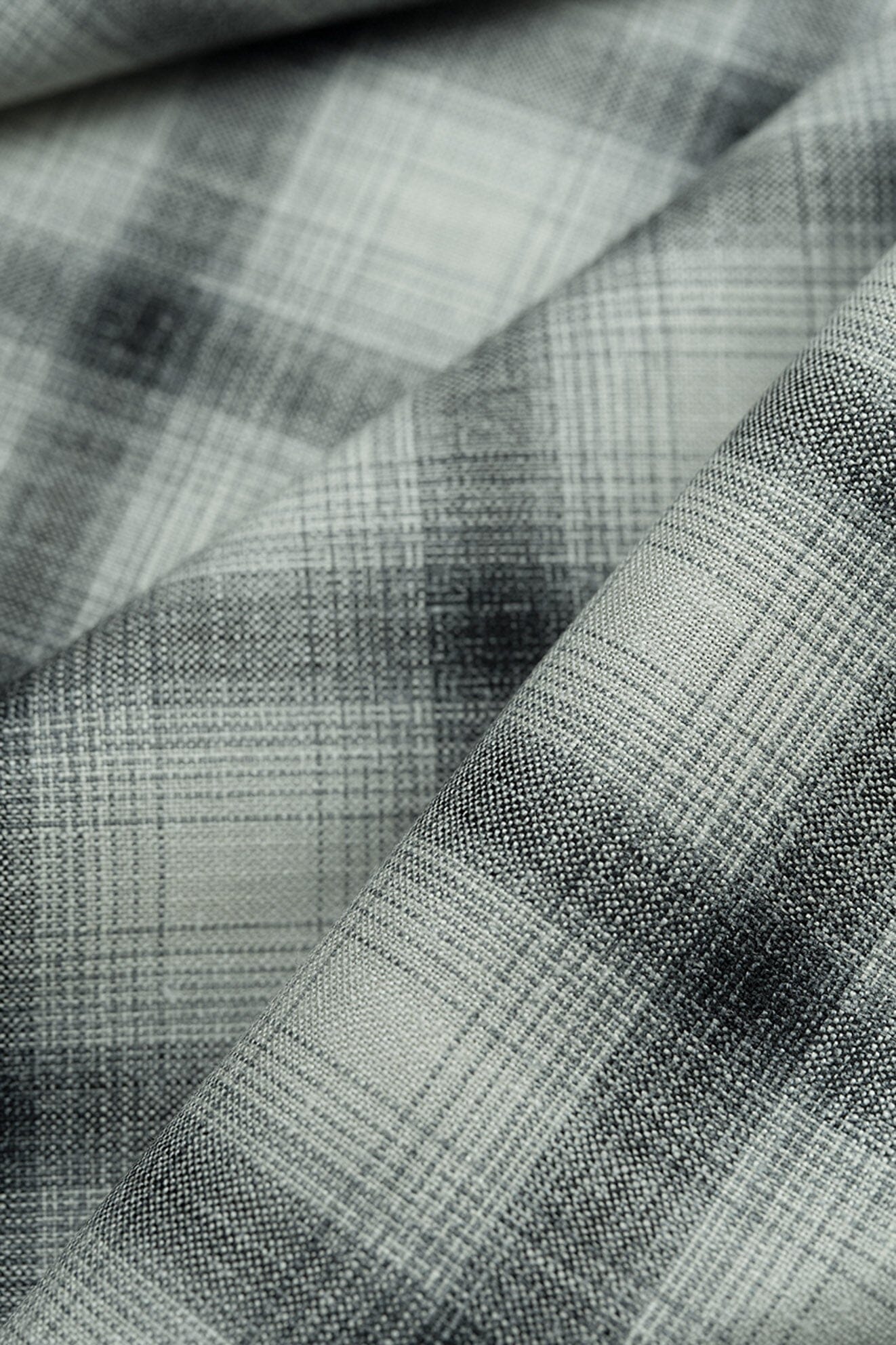 LaGondola Suit Fabric-E.Thomas GC50128 E.Thomas Black & White Plaid Jacketing