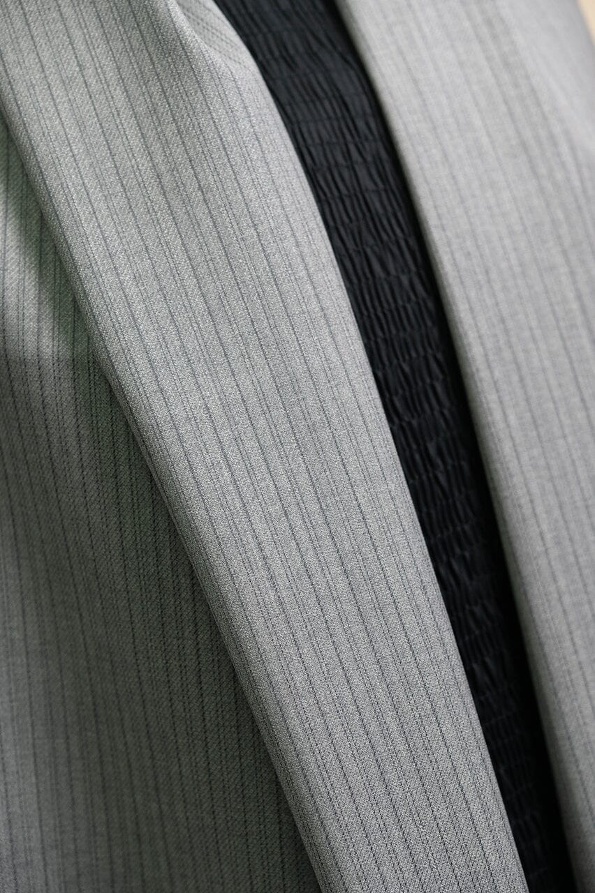 Vintage Suit Fabrics-gianni versace V23404 Light Grey Stripe Wool Suiting-3.1m