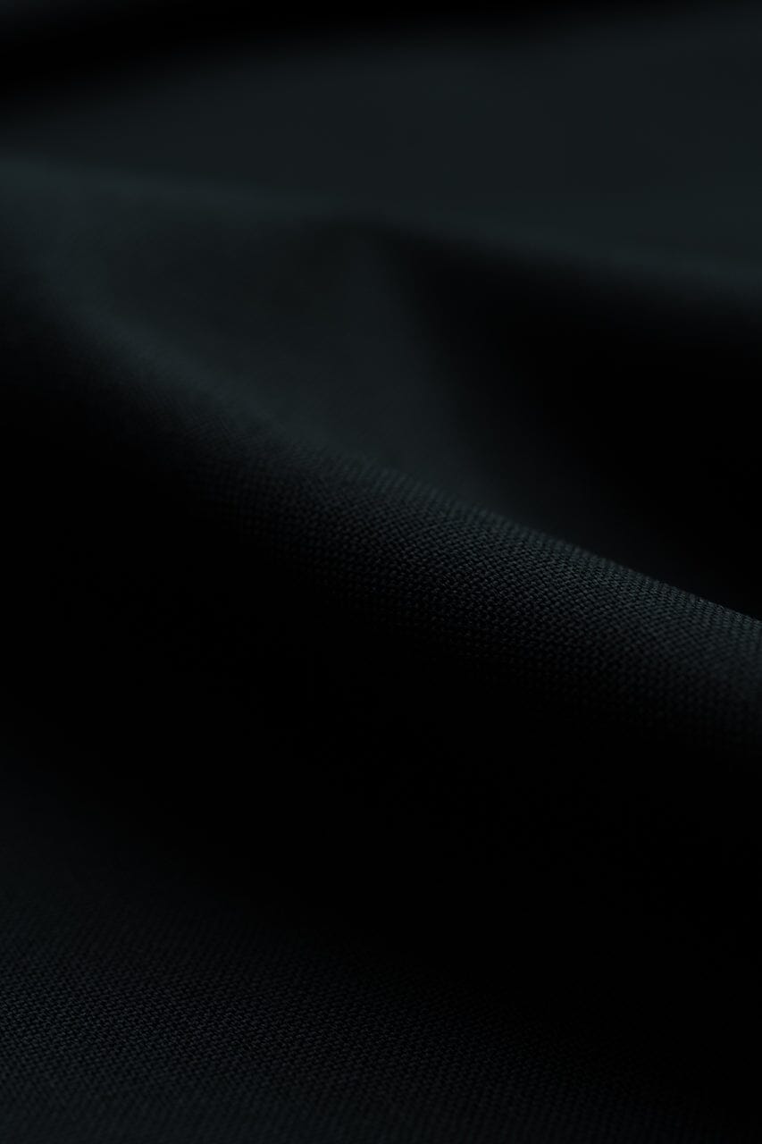 LaGondola Suit Fabric-Holland & Sherry GC50243 Holland & Sherry Black Crispaire for Suits