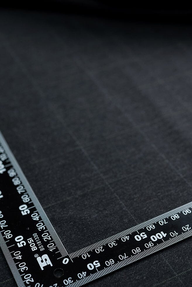 Vintage Suit Fabrics-Jakob Krebs V20139 Dark Charcoal Windowpane Suiting-2.9m