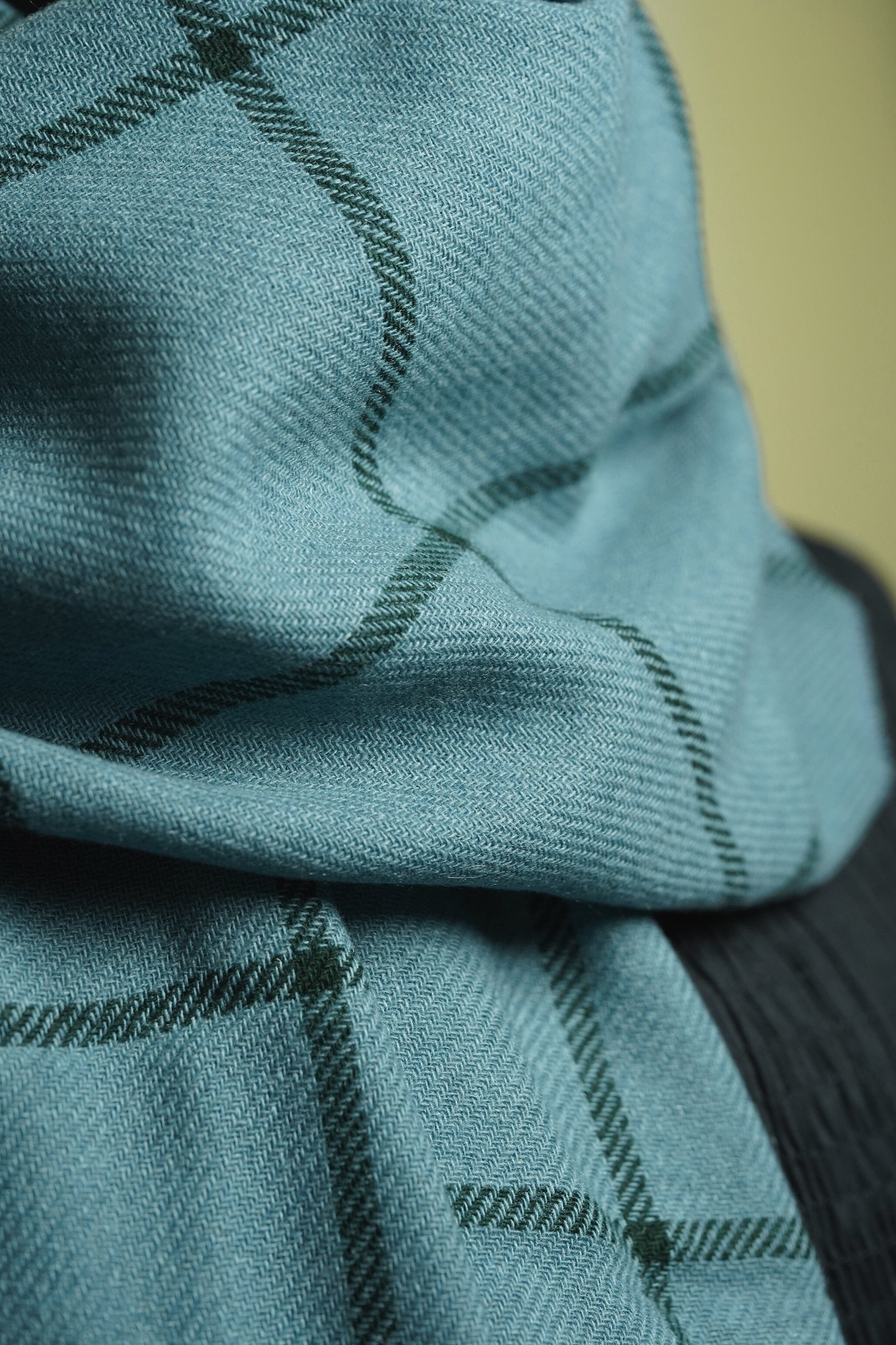 Accessories-Joshua Ellis Joshua Ellis Lightweight Cashmere Scarves in Eau De Nil Windowpane
