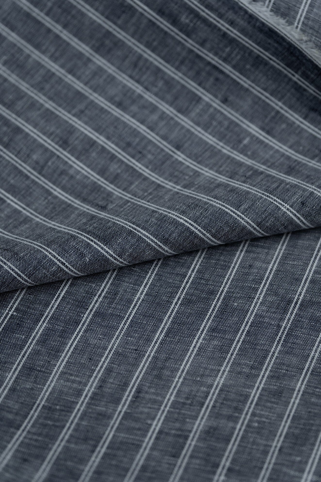 Shirt Fabrics-LaGondola Dark Navy Stripe Linen for Shirt