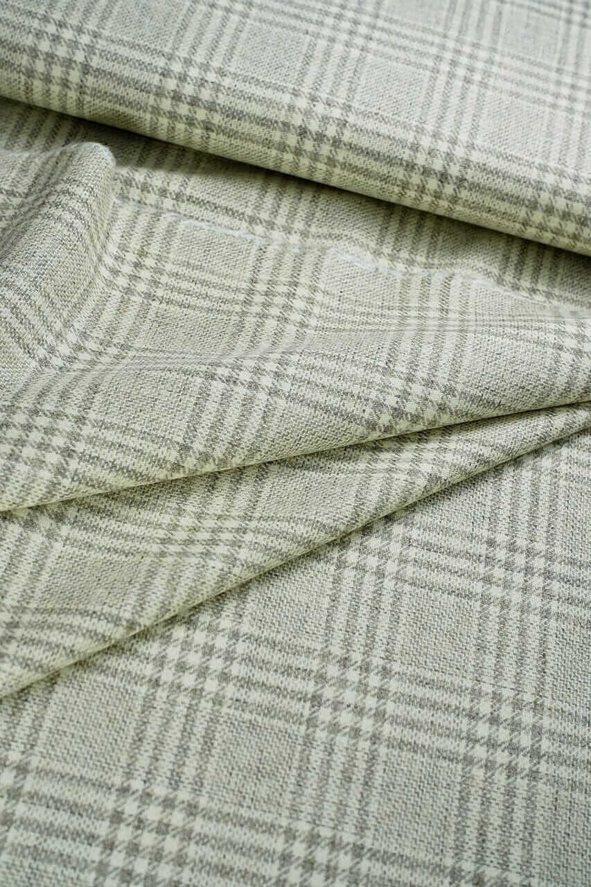 Unique & rare vintage suit fabrics for sartorial/bespoke, wide selection in our online fabric store.