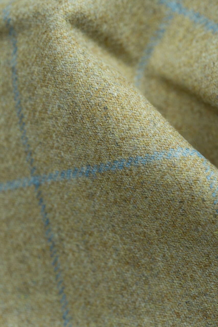 LaGondola Suit Fabric-Marton Mills GC50502 Marton Mills Winte Jacketing-7x8cm Sand Windowpane