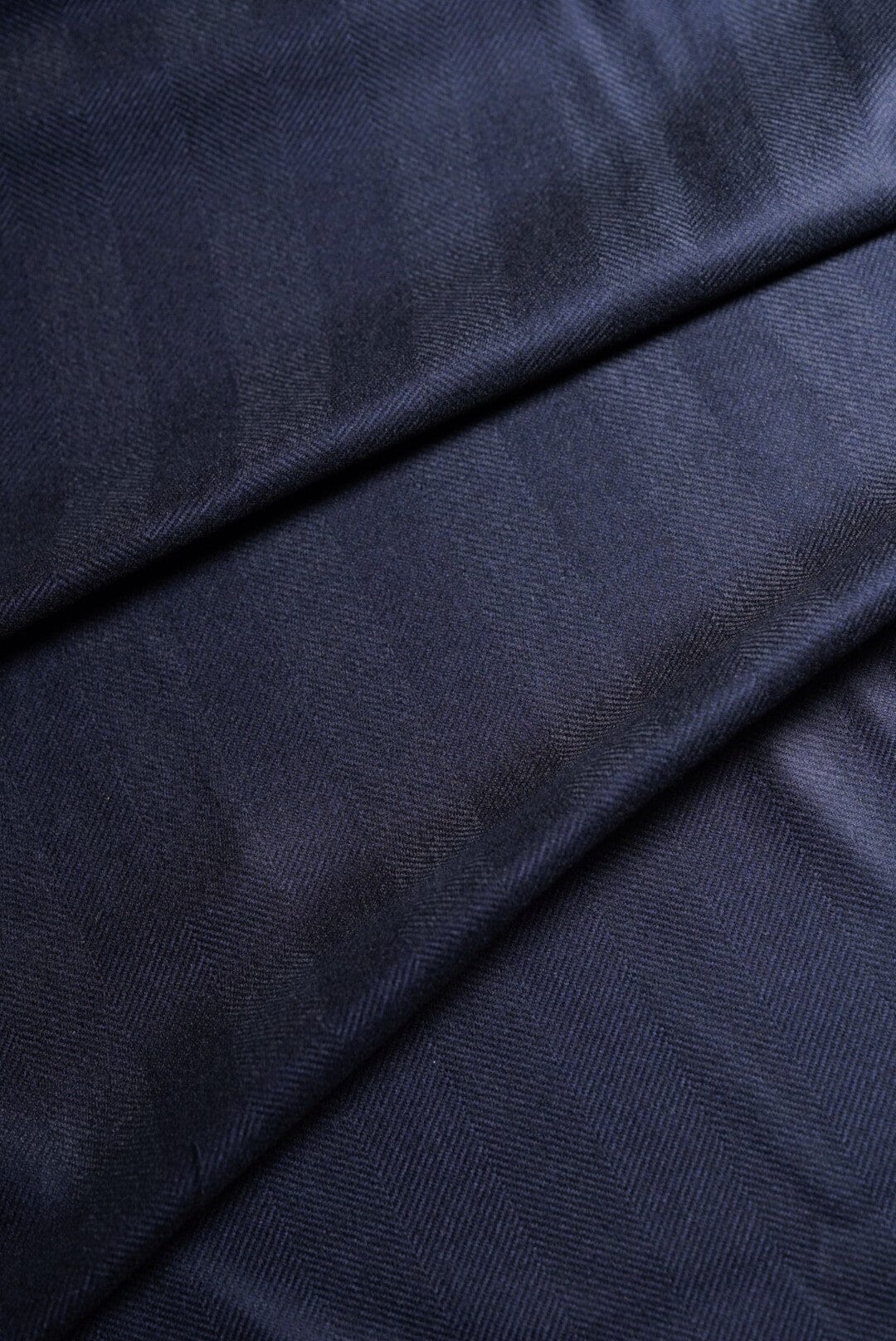 Modern Suit Fabrics-Marton Mills LO001 Marton Mills Dark Navy Herringbone For Suit Jacket-2m