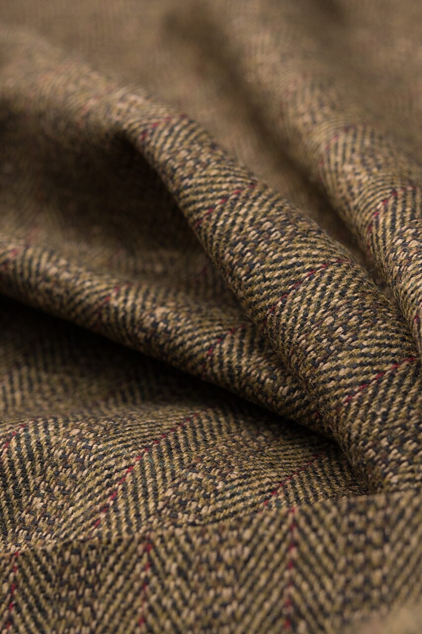 Vintage Suit Fabrics-Reiss Man V232 Amber Herringbone Wool/Silk Jacketing (price per 0.25m)