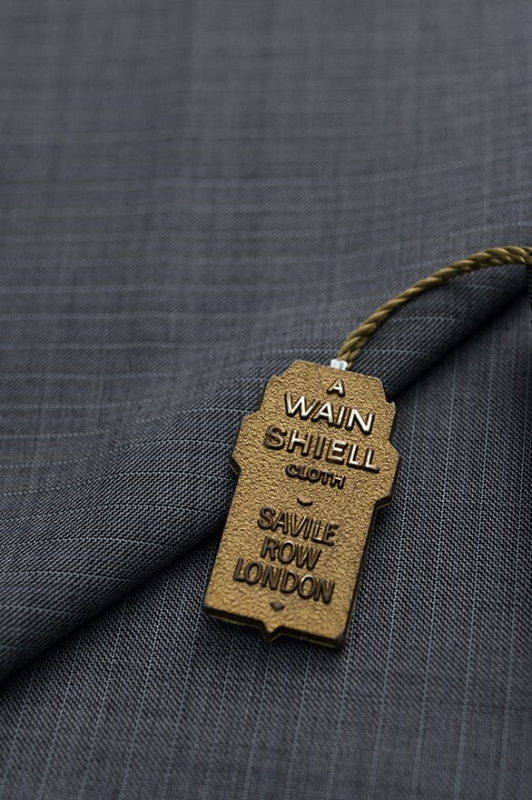 V20189 Wain Shiell Gray Stripe Wool Suiting - 2.7m VINTAGE Wain Shiell