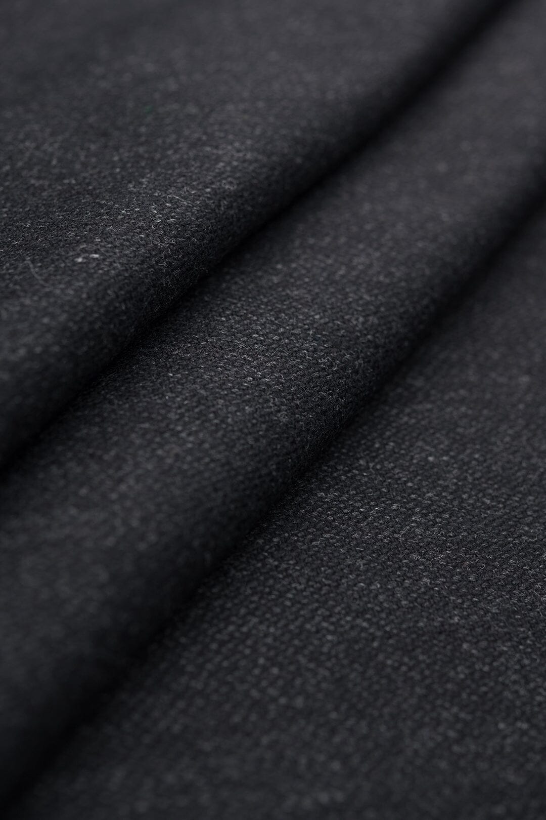 V20526 Dark Gray Wool Jacketing -1.8m VINTAGE Vintage