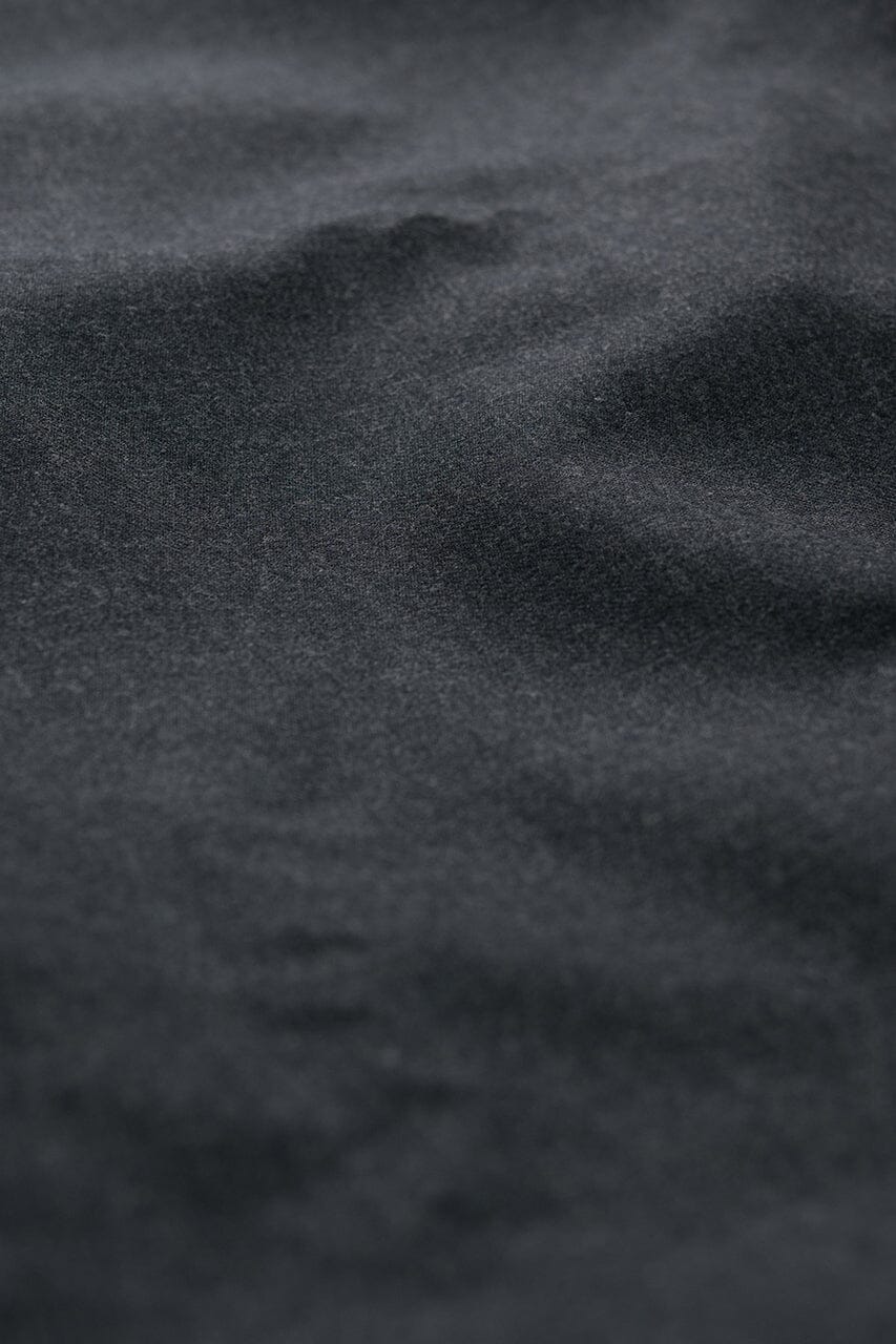V20584 Charcoal Plain Wool -2m VINTAGE Boss & Bros