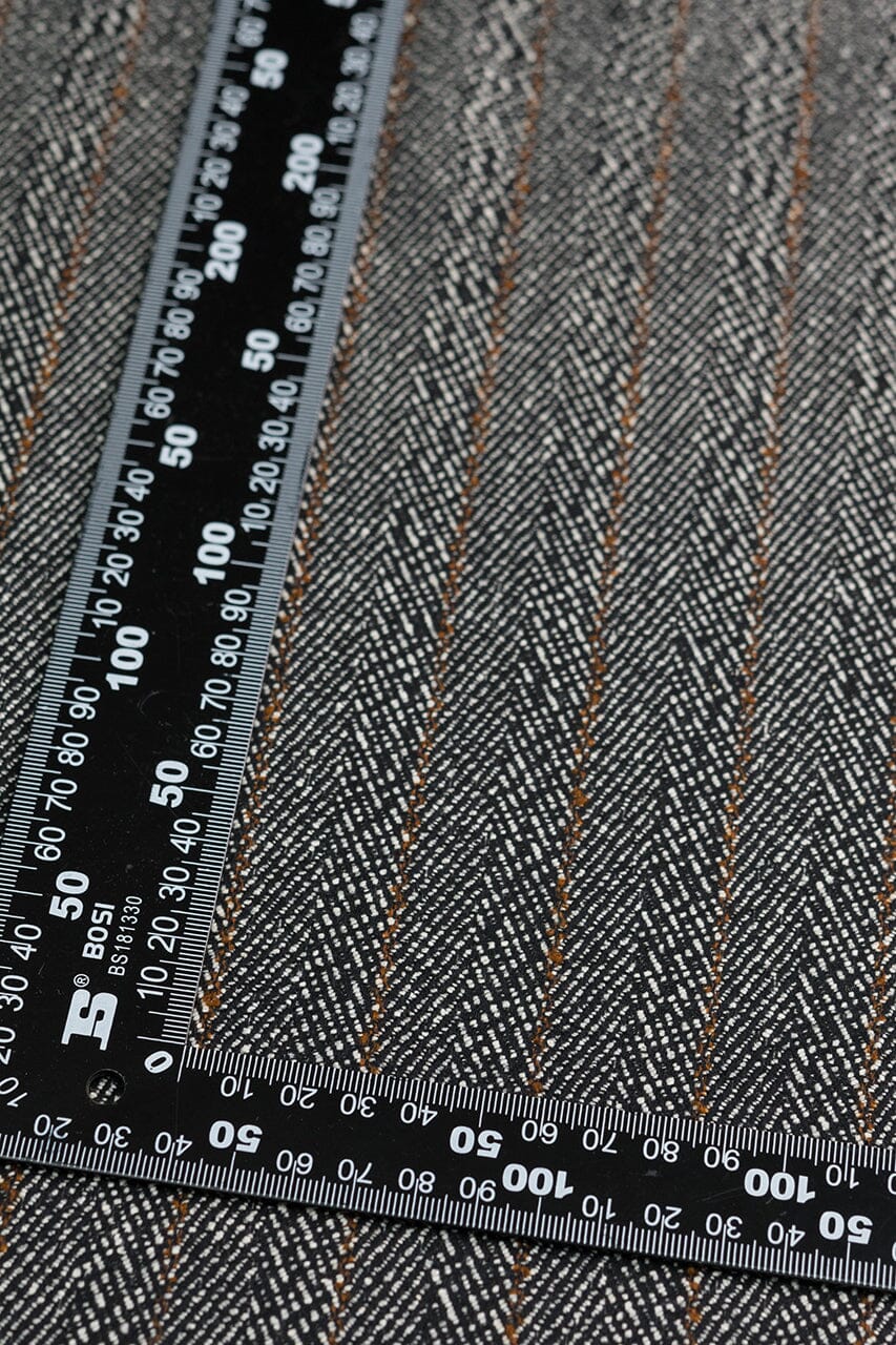 V226 Black & White Herringbone Wool Silk Jacketing (Price per 0.25m) VINTAGE Schofield & Smith