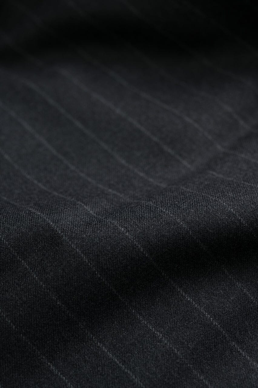 V23034 Charcoal Supperfine Stripe Wool Suiting -2.2m VINTAGE Vintage