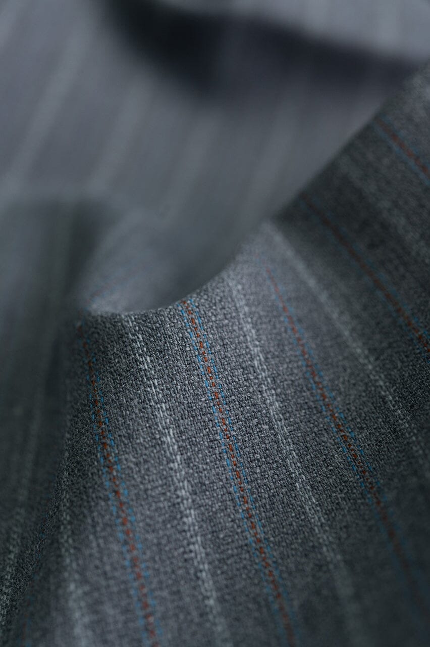 V23068 Grey Stripe Wool Suiting -3.7m VINTAGE Vintage