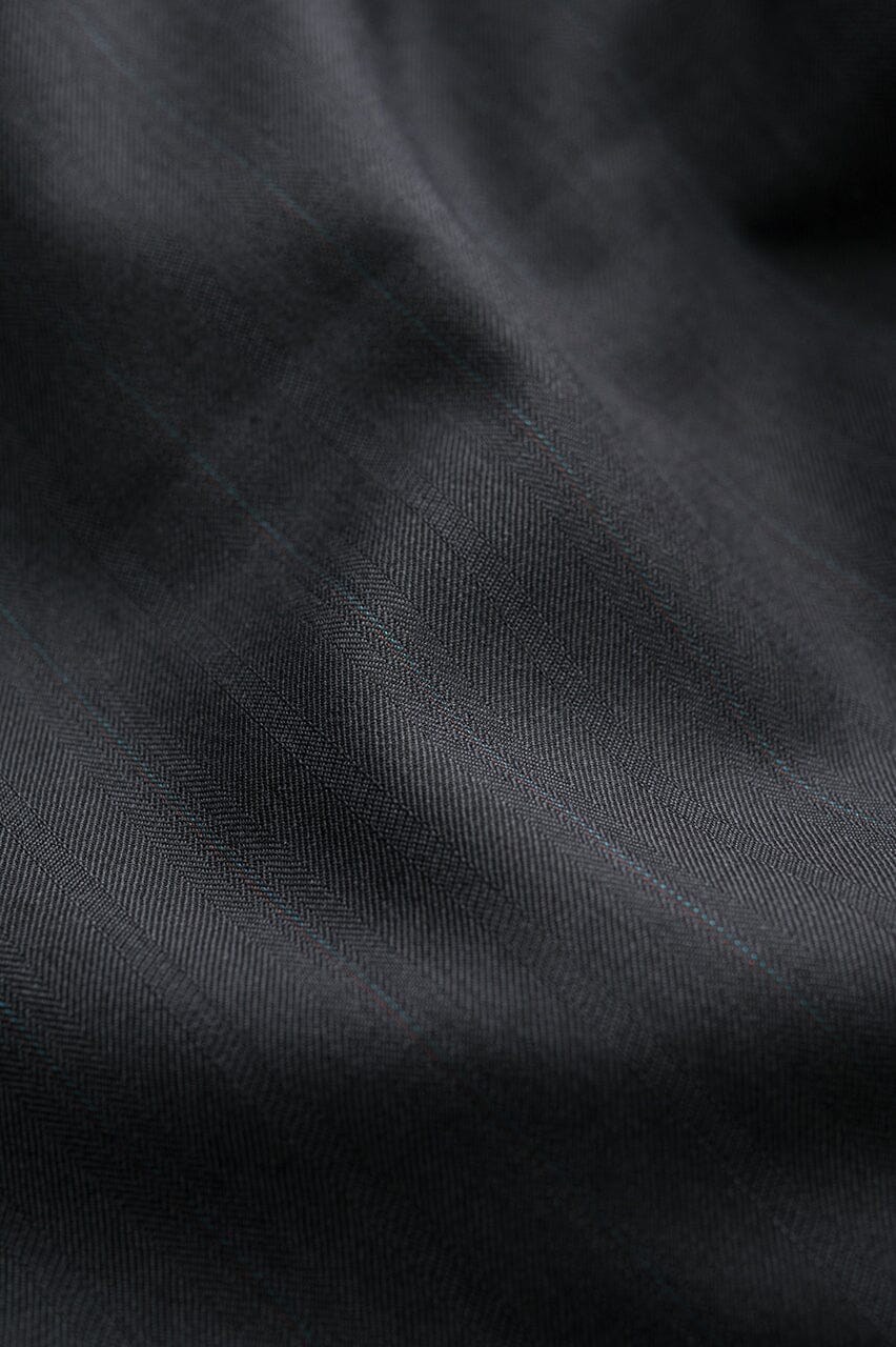 V23132 Charcoal Herringbone 120's Wool -2m VINTAGE Vintage