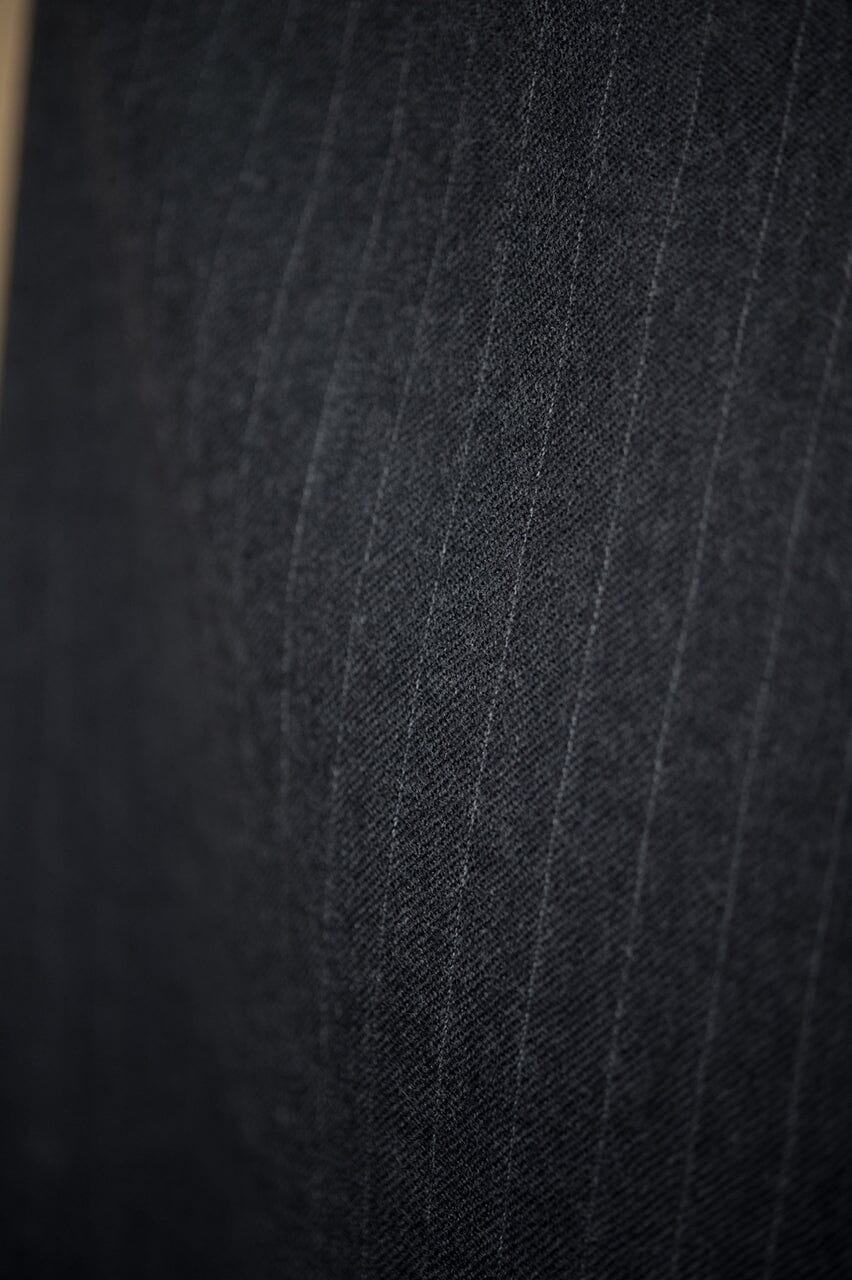 V23135 Charcoal Stripe Wool Suiting -3.2m VINTAGE Vintage