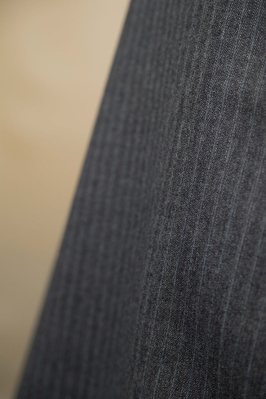 V23208 Charcoal Stripe Herringbone Wool Suiting 3.2m VINTAGE Hield