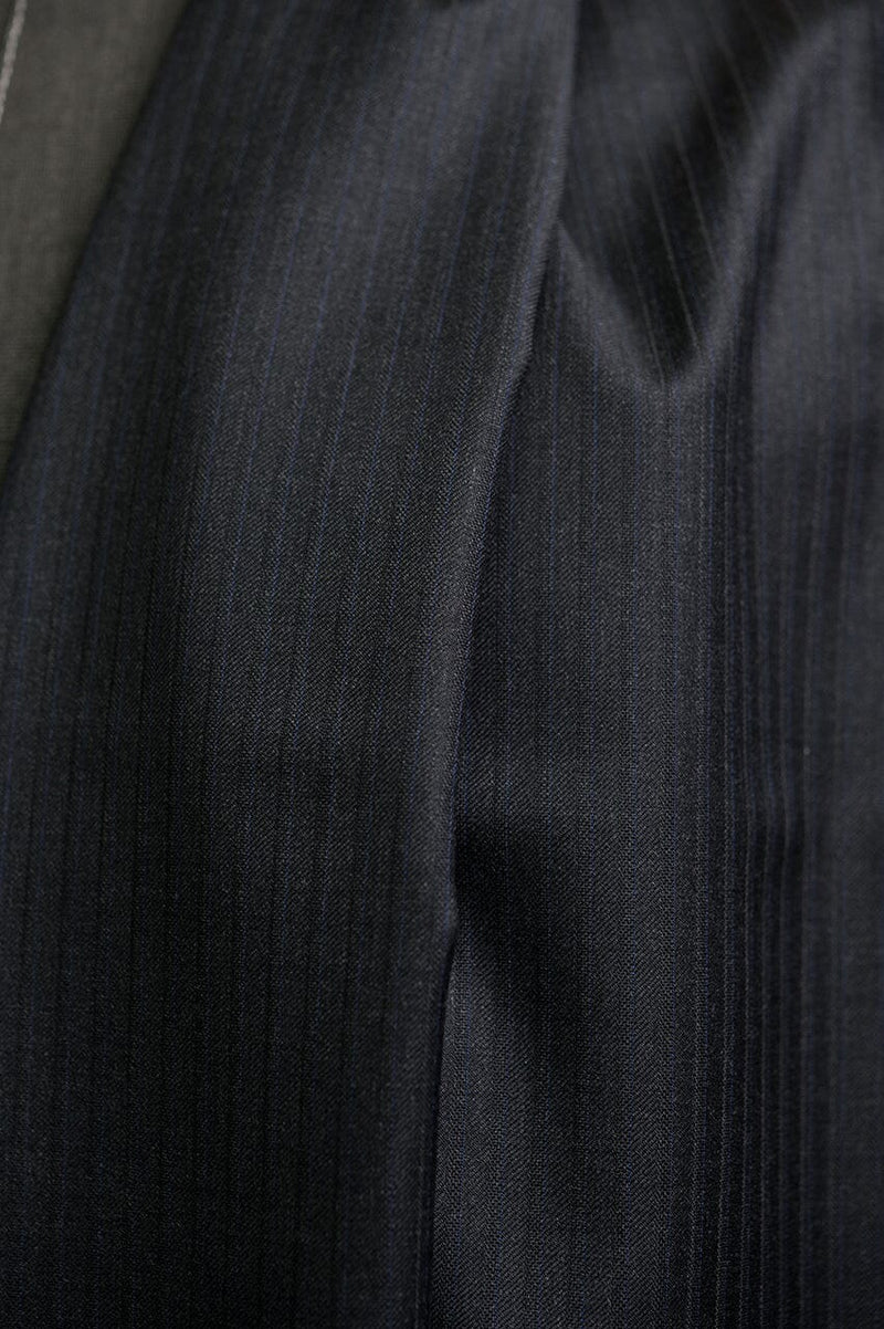 V23254 VBC Black&Blue Stripe 110's Wool Suiting -3m VINTAGE VBC