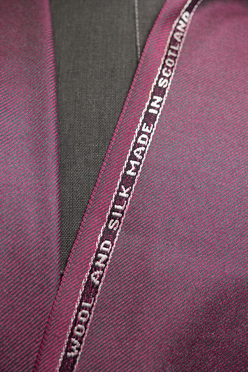 V23264 Gree&Red Twill Wool Silk Suiting -4.2m VINTAGE Vintage