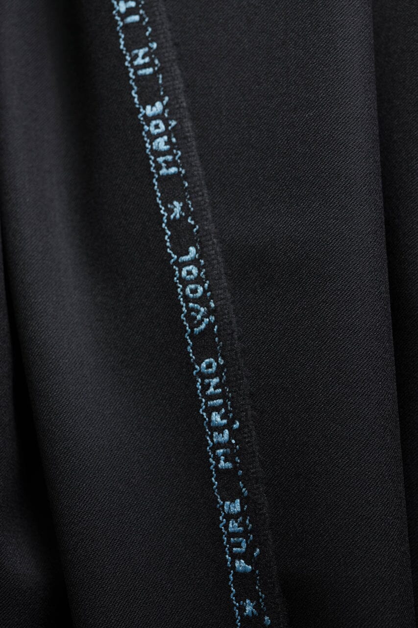 V23269 VBC Black Plain Pure Merino Wool Suiting -3m VINTAGE VBC
