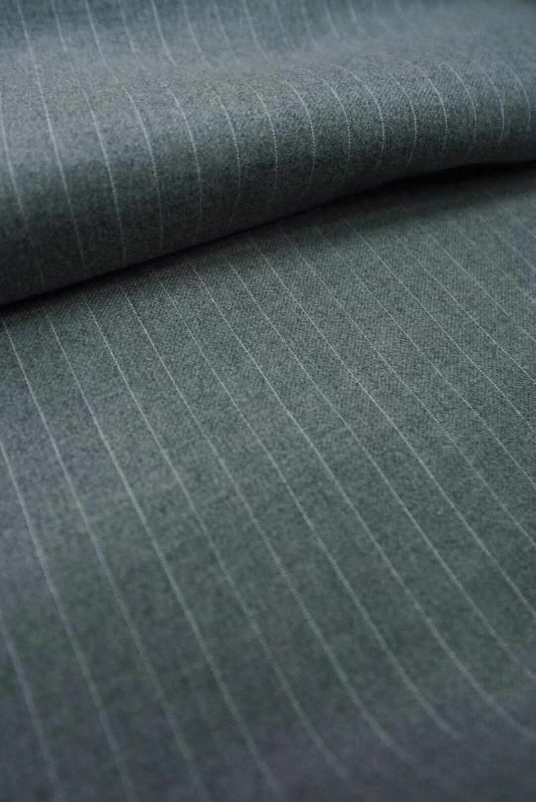 Vintage Suit Fabrics-Vintage V20045 Grey Pinstripe Wool-2.5m