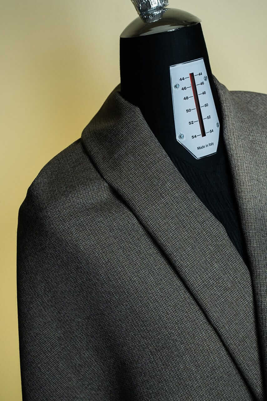 Unique & rare vintage suit fabrics for sartorial/bespoke, wide selection in our online fabric store.