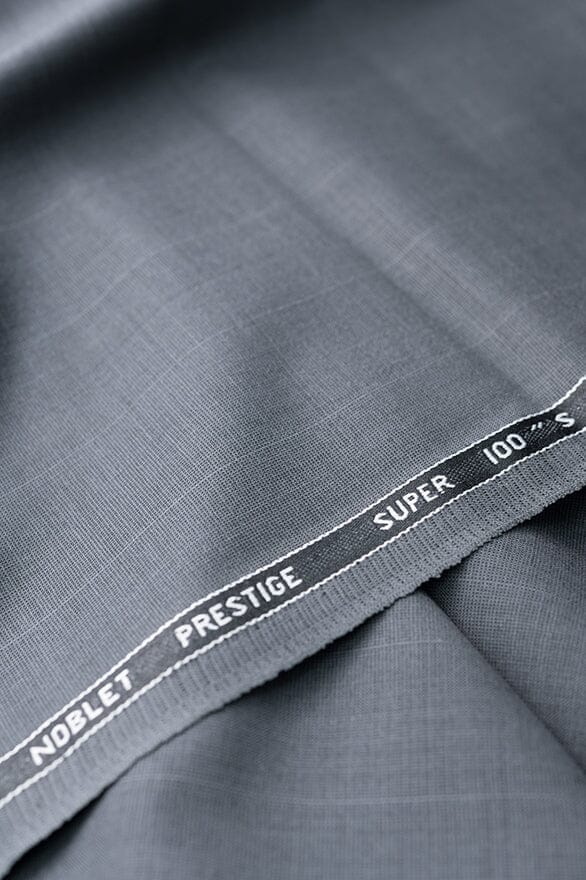 Vintage Suit Fabrics-Vintage V20275 Silver Gray Suiting Made in France-4.9m