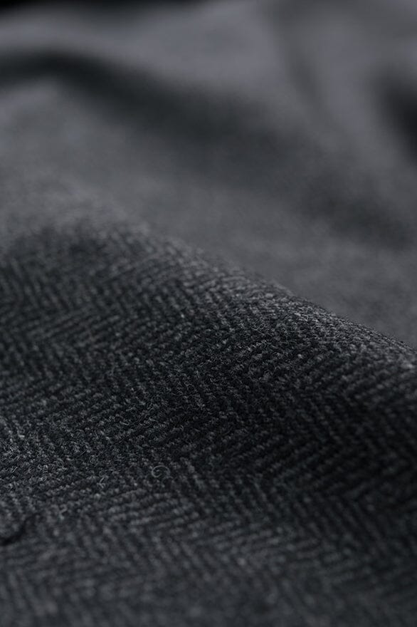 Vintage Suit Fabrics-Vintage V20328 Gray Herringbone Pure Wool Jacketing -1.7m