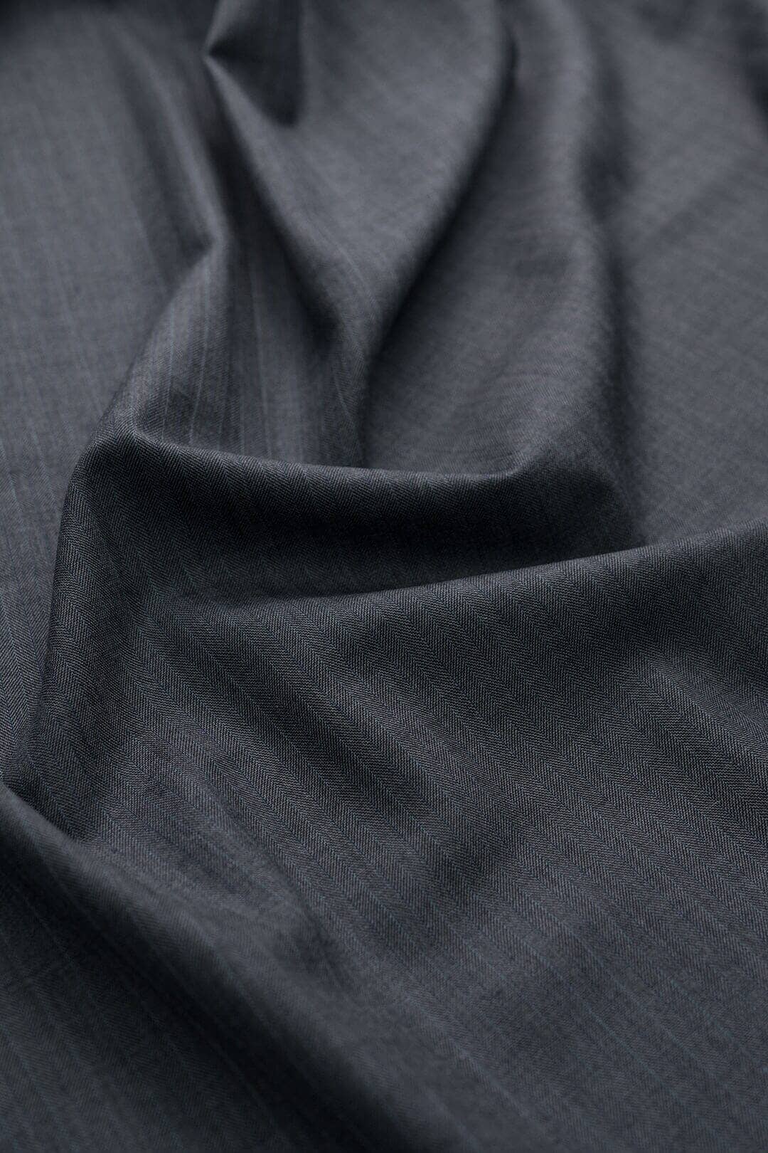 Vintage Suit Fabrics-Vintage V20529 Gray Herringbone 120s Wool & Cashmere -2.3m