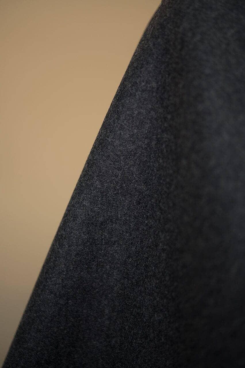 Vintage Suit Fabrics-Vintage V23136 Charcoal Wool Jacketing -2m