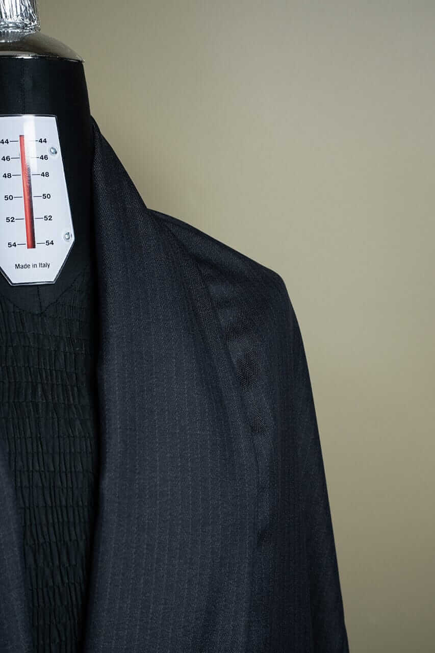 Unique & rare vintage suit fabrics for sartorial/bespoke, wide selection in our online fabric store.